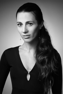 Headshot of the dancer, soloist, Anya Nesvitaylo